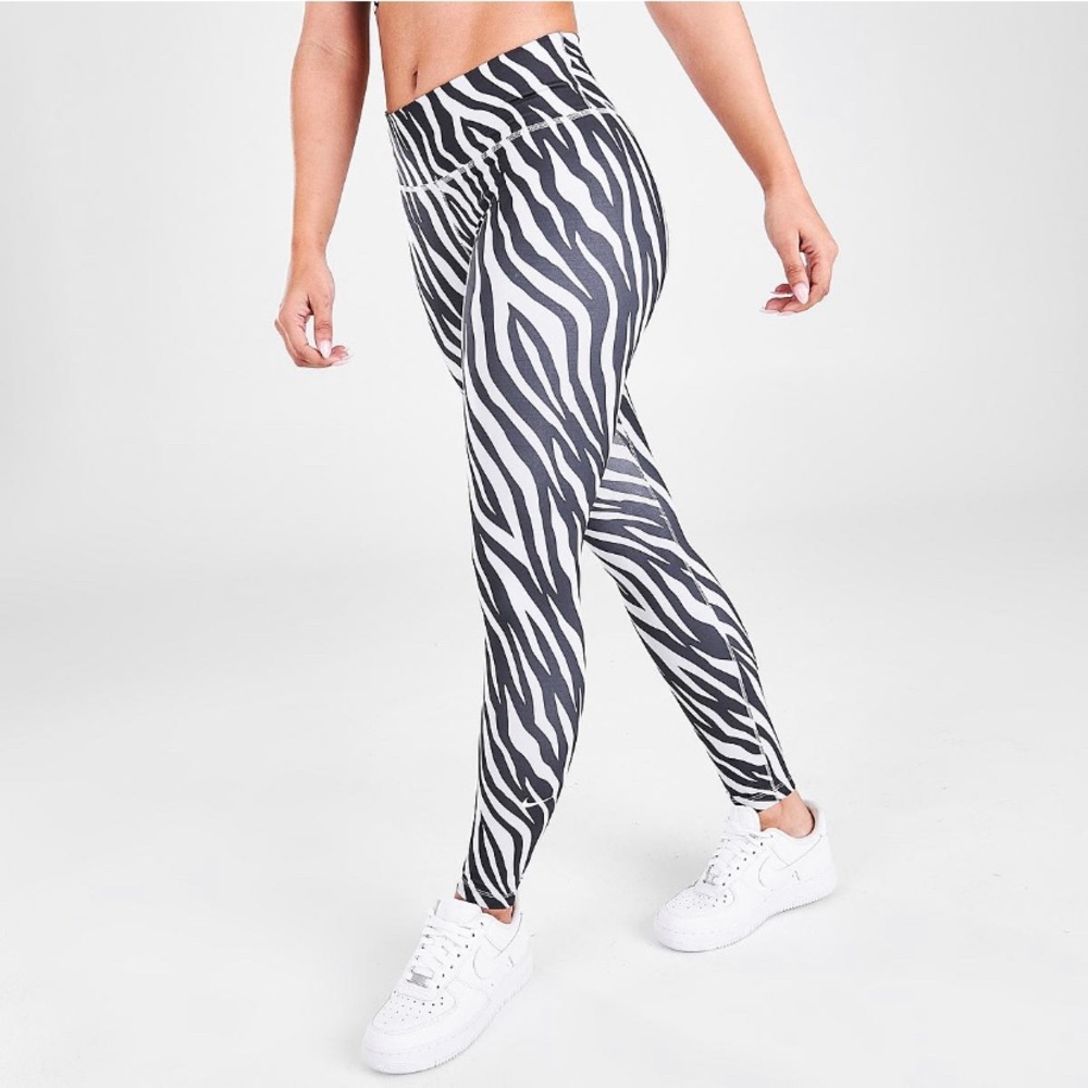 Nike Women's One Icon Clash Printed Purple/Chalk Cropped Training Tights Sz Xs,S
